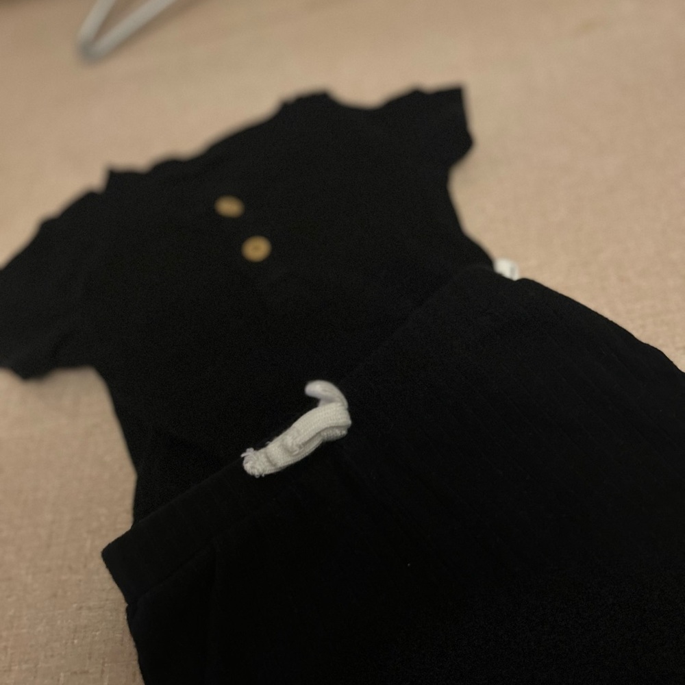 SHEIN Black Kids Matching Set